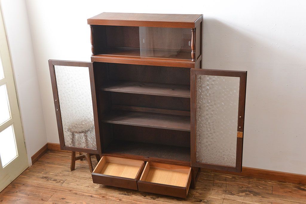 レトロ家具　昭和レトロ　おしゃれな古い木製のアンティーク本箱