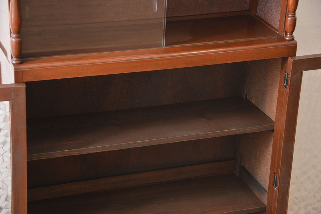 レトロ家具　昭和レトロ　おしゃれな古い木製のアンティーク本箱