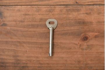 レトロ家具　昭和レトロ　おしゃれな古い木製のアンティーク本箱