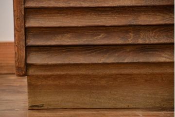 レトロ家具　昭和レトロ　ネームプレート付き!古い文房具店の木製引き出し