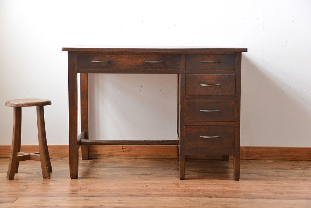 アンティーク家具　和製アンティーク　古いナラ材のシンプルなデスク(片袖机)