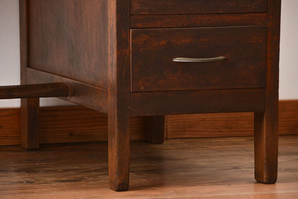 アンティーク家具　和製アンティーク　古いナラ材のシンプルなデスク(片袖机)