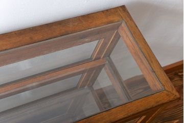 レトロ家具　アンティーク　古いナラ材のレトロでおしゃれなガラスケース(ショーケース)