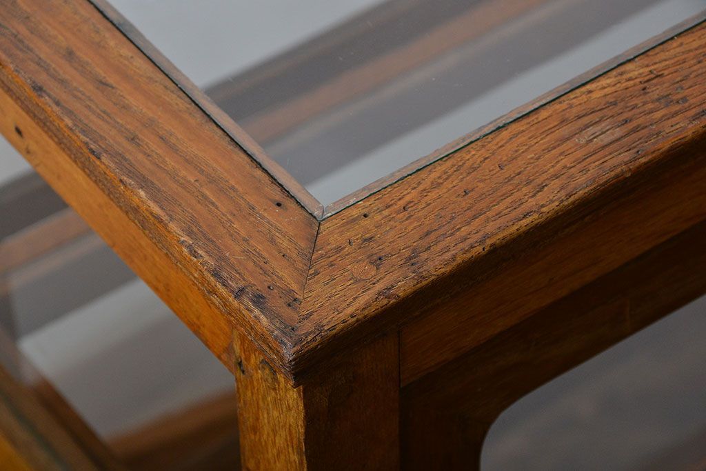 レトロ家具　アンティーク　古いナラ材のレトロでおしゃれなガラスケース(ショーケース)