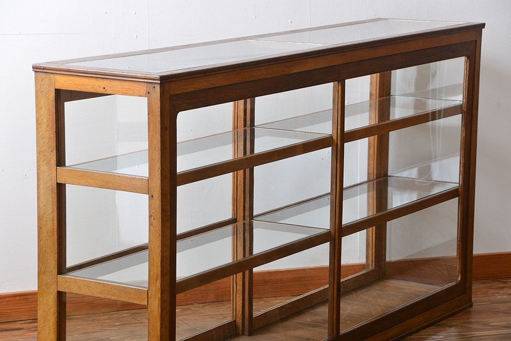 レトロ家具　アンティーク　古いナラ材のレトロでおしゃれなガラスケース(ショーケース)