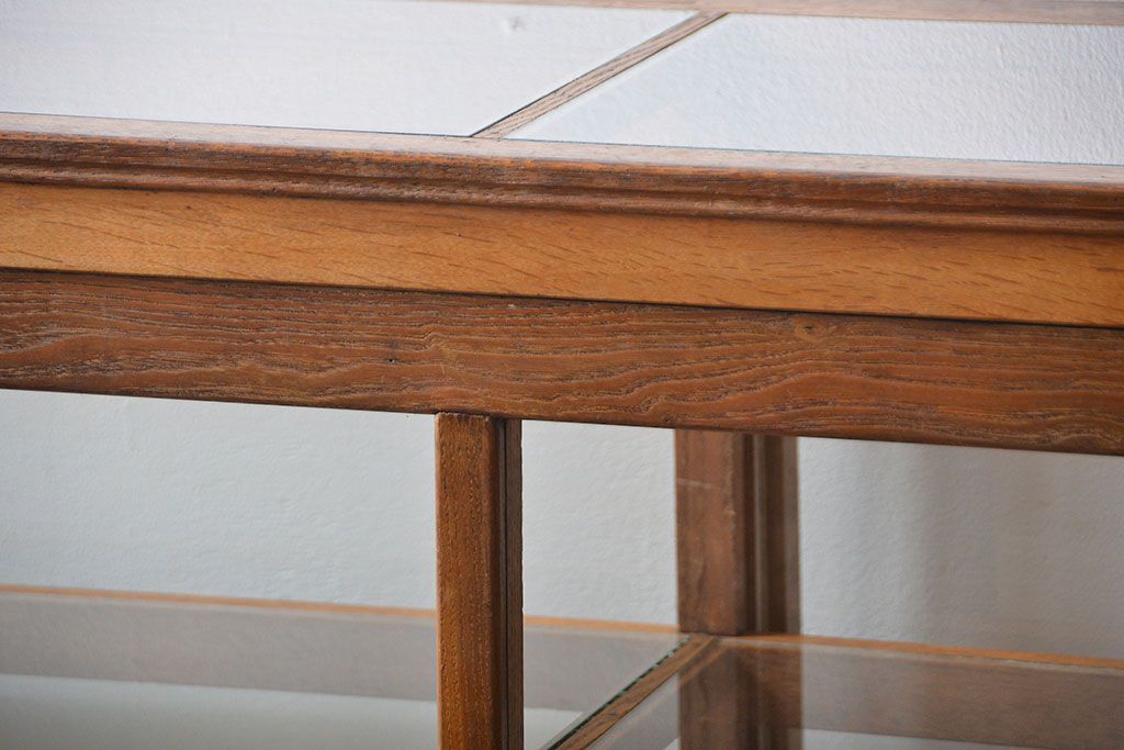 レトロ家具　アンティーク　古いナラ材のレトロでおしゃれなガラスケース(ショーケース)