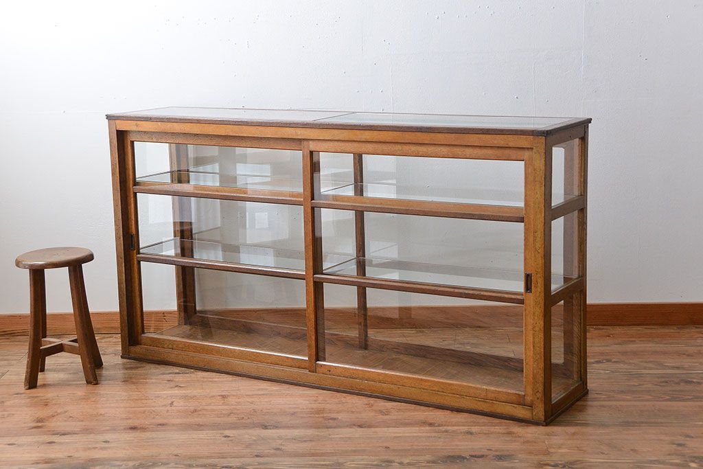 レトロ家具　アンティーク　古いナラ材のレトロでおしゃれなガラスケース(ショーケース)