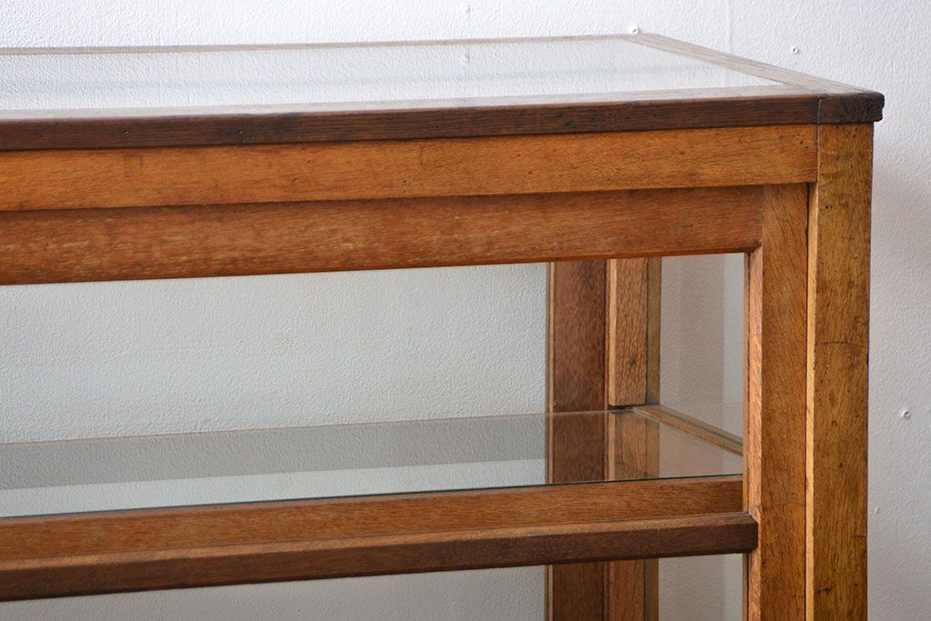 レトロ家具　アンティーク　古いナラ材のレトロでおしゃれなガラスケース(ショーケース)