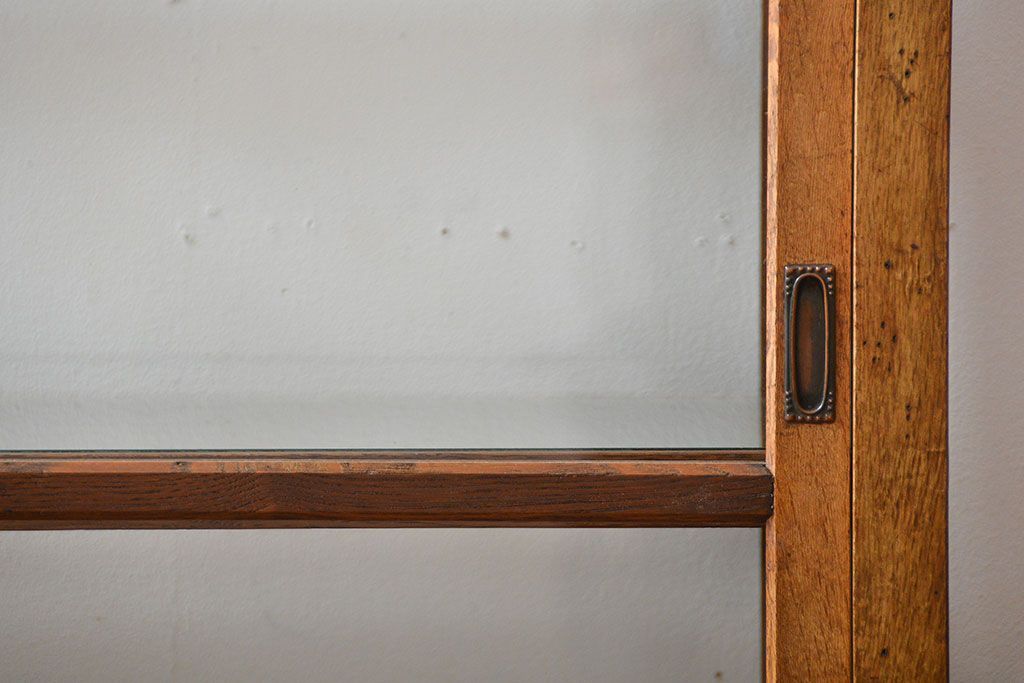 レトロ家具　アンティーク　古いナラ材のレトロでおしゃれなガラスケース(ショーケース)