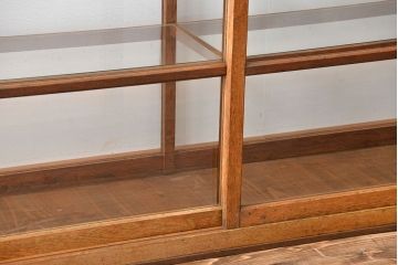 レトロ家具　アンティーク　古いナラ材のレトロでおしゃれなガラスケース(ショーケース)