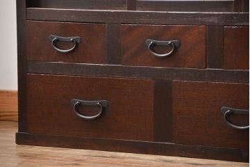 アンティーク家具　和製アンティーク　古い木の味わい深い収納棚