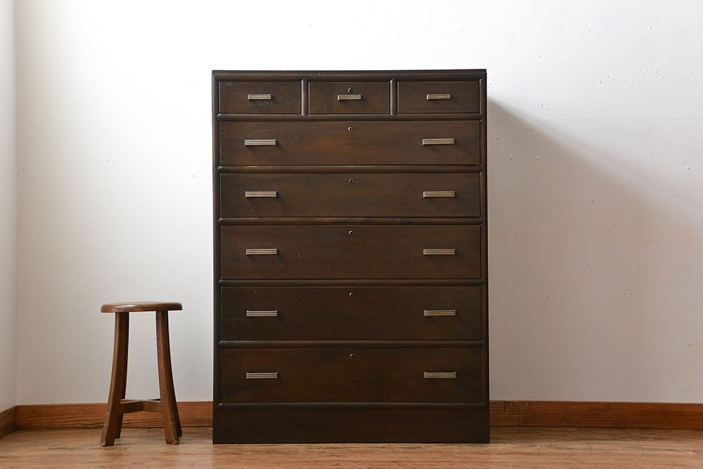 アンティーク家具　和製アンティーク　古い木製のシンプルでおしゃれなチェスト