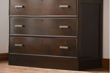 アンティーク家具　和製アンティーク　古い木製のシンプルでおしゃれなチェスト