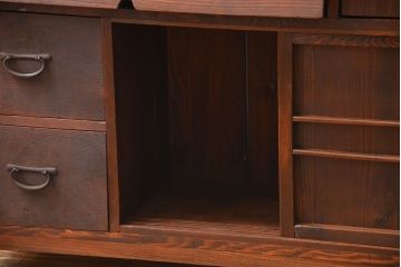 アンティーク家具　和製アンティーク　引き戸・引き出し付き!変わり型木製パタパタ下駄箱