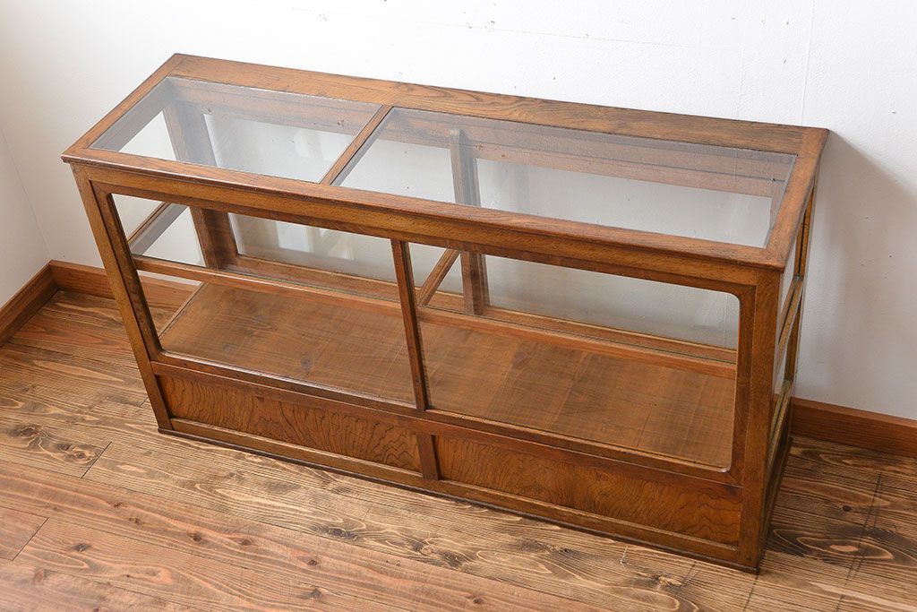 レトロ家具　昭和レトロ　引き出し付き!古い木製の上質なガラスケース(ショーケース)