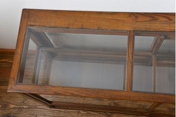 レトロ家具　昭和レトロ　引き出し付き!古い木製の上質なガラスケース(ショーケース)