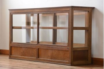 レトロ家具　昭和レトロ　引き出し付き!古い木製の上質なガラスケース(ショーケース)