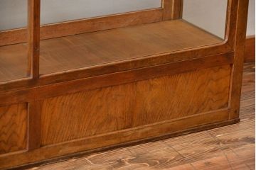 レトロ家具　昭和レトロ　引き出し付き!古い木製の上質なガラスケース(ショーケース)