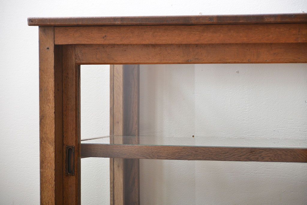 レトロ家具　昭和レトロ　引き出し付き!古い木製の上質なガラスケース(ショーケース)