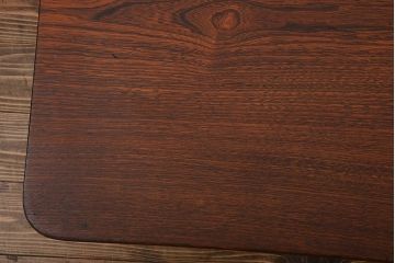 レトロ家具　昭和レトロ　脚のデザインがおしゃれな角ちゃぶ台