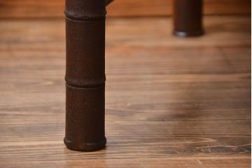 レトロ家具　昭和レトロ　脚のデザインがおしゃれな角ちゃぶ台