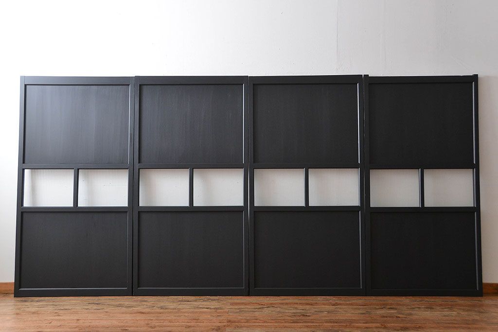 古民具・骨董　モールガラス入り!モダンなブラックペイント帯戸4枚セット(ガラス帯戸)
