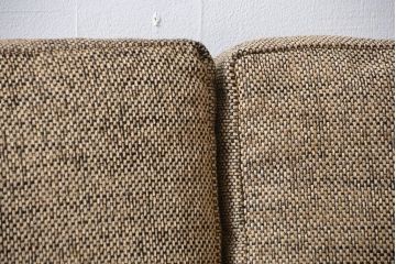 アンティーク家具　アンティーク　シンプルでおしゃれな木製フレームの3人掛けソファ