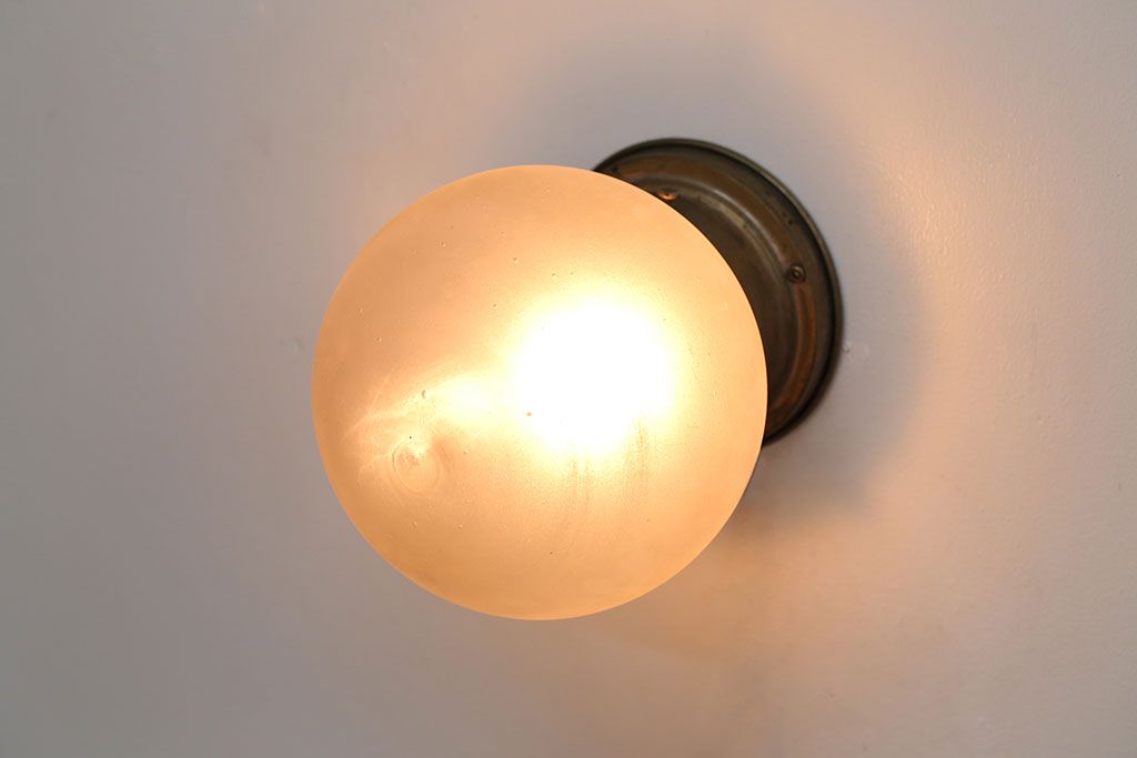 アンティーク　シンプルでおしゃれな球型壁掛け天井照明(2)