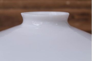 和製アンティーク　昭和レトロな白いガラス平笠照明2個セット(2)