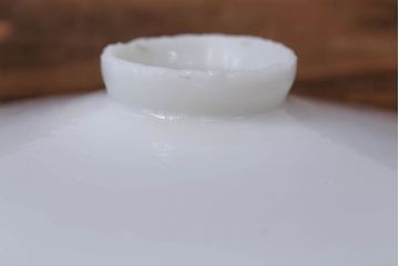 和製アンティーク　昭和レトロな白いガラス平笠照明2個セット(3)