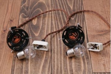 和製アンティーク　昭和レトロな白いガラス平笠照明2個セット(3)