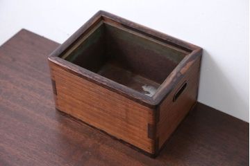アンティーク雑貨　古民具・骨董　黒柿材と桐材の小さなアンティーク小物入れ(火鉢)