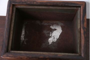 アンティーク雑貨　古民具・骨董　黒柿材と桐材の小さなアンティーク小物入れ(火鉢)