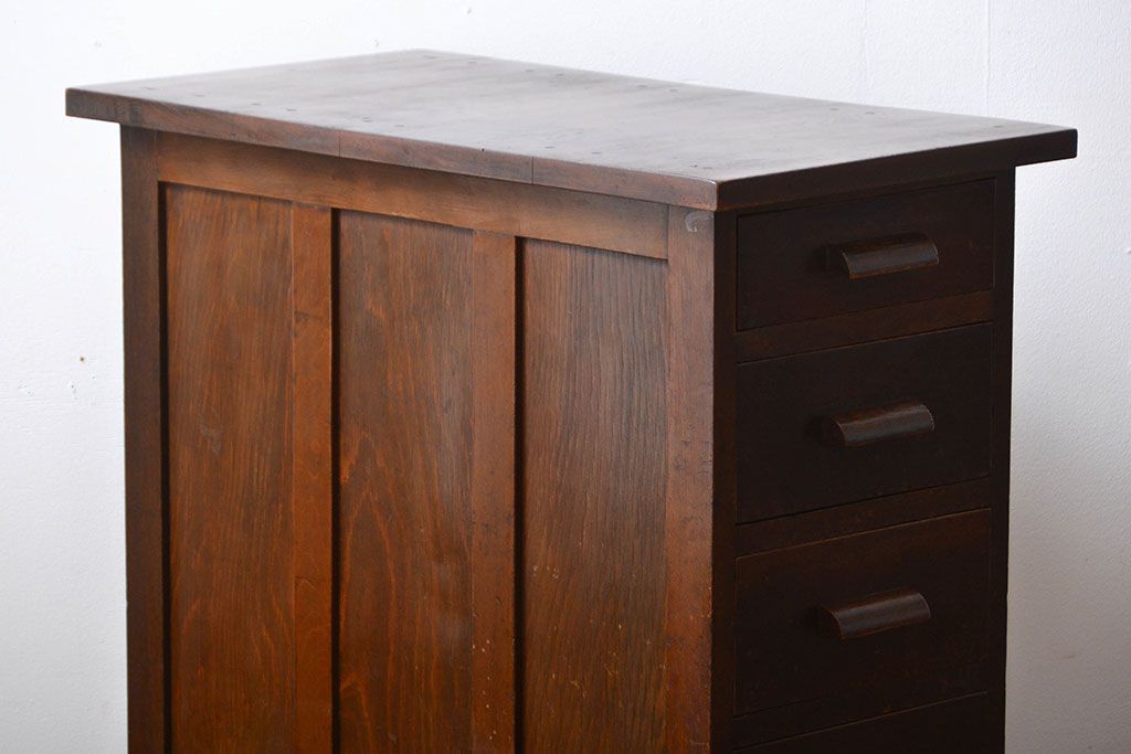 アンティーク家具　和製アンティーク　古い木製のデスクサイドキャビネット(4杯引き出し)