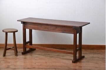 レトロ家具　昭和レトロ　古い学校の木製アンティークデスク(平机)