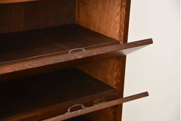 アンティーク家具　アンティーク　古い木の2段重ね高級パタパタ収納棚(下駄箱)