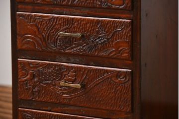 アンティーク家具　古民具・骨董　龍の彫刻!和の雰囲気溢れる古い木製小引き出し