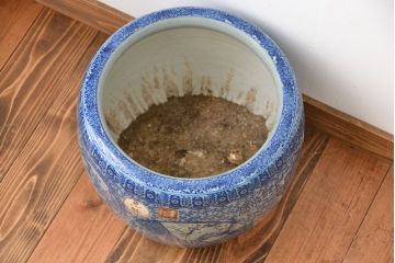アンティーク雑貨　古民具・骨董　緻密な絵が美しい瀬戸火鉢