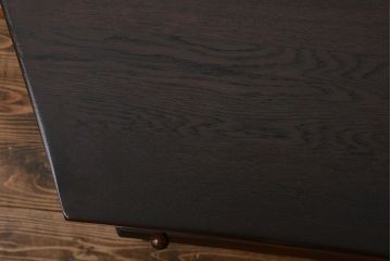 ヴィンテージ家具　イギリスビンテージ　オーク材の戸棚付きコンソールテーブル(サイドテーブル)