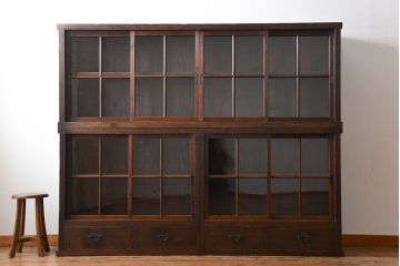アンティーク家具　和製アンティーク　特大サイズ!4枚引き戸付き3分割収納棚