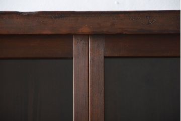 アンティーク家具　和製アンティーク　特大サイズ!4枚引き戸付き3分割収納棚