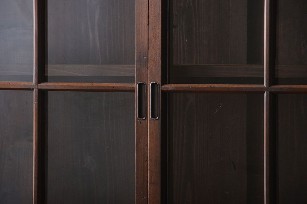 アンティーク家具　和製アンティーク　特大サイズ!4枚引き戸付き3分割収納棚