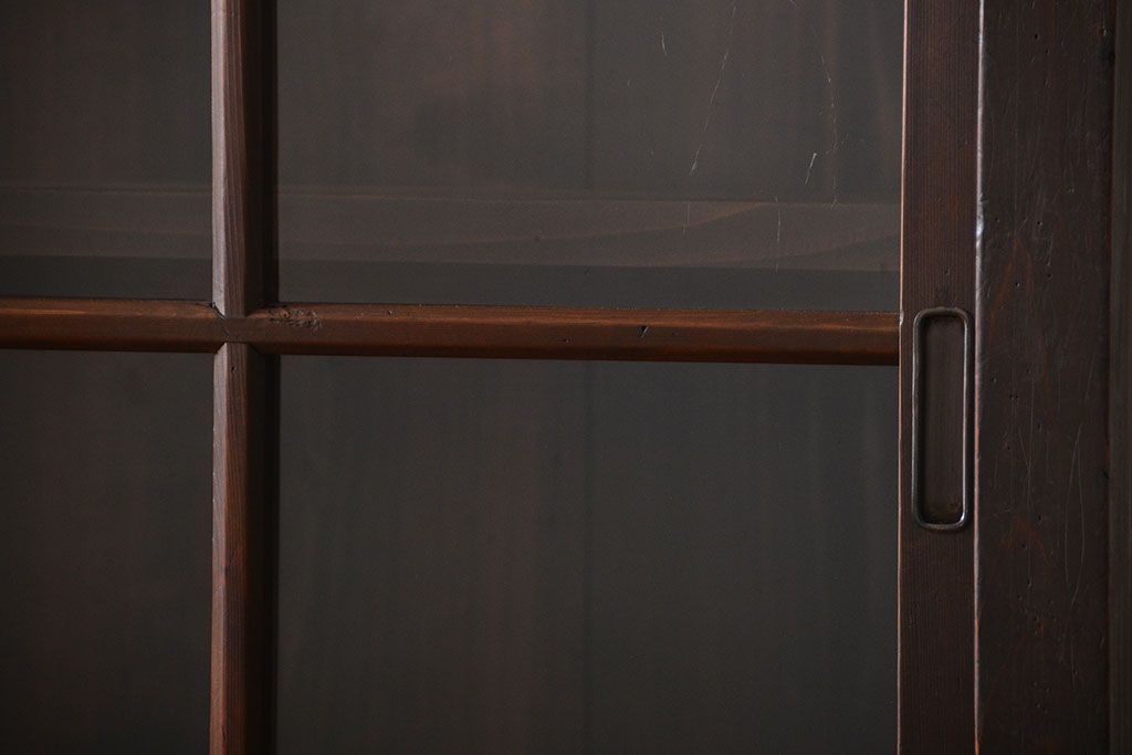 アンティーク家具　和製アンティーク　特大サイズ!4枚引き戸付き3分割収納棚