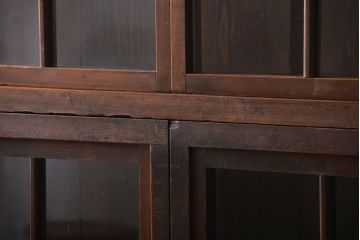 アンティーク家具　和製アンティーク　特大サイズ!4枚引き戸付き3分割収納棚