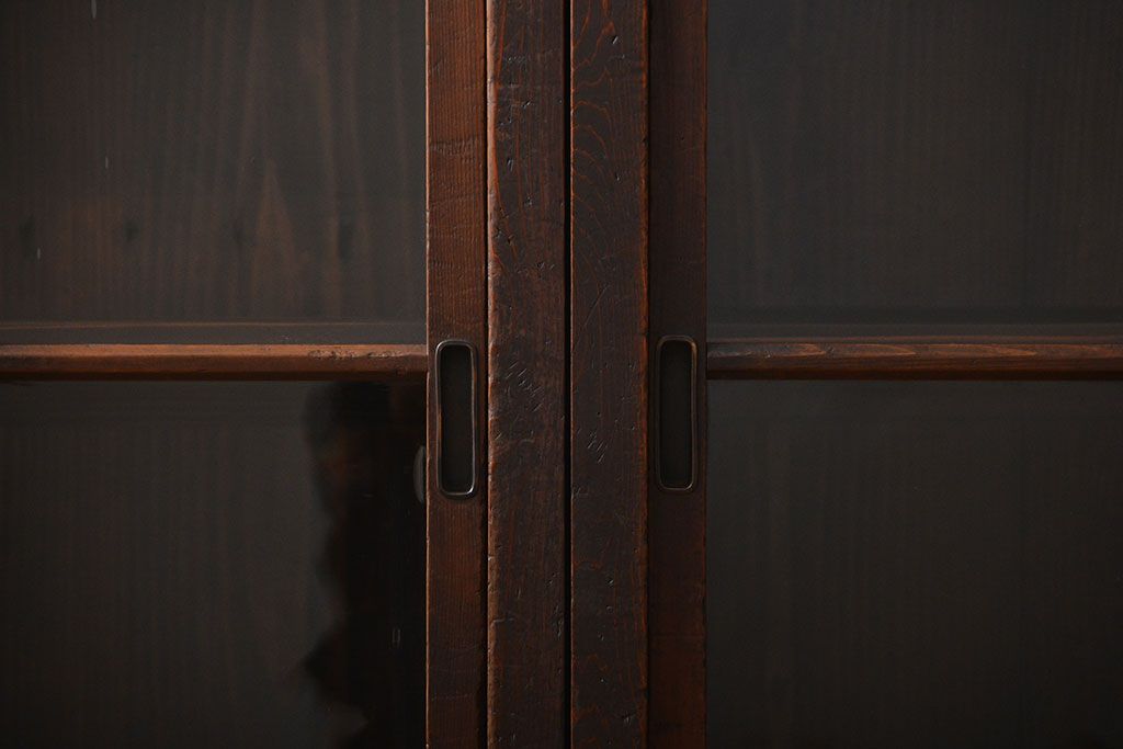 アンティーク家具　和製アンティーク　特大サイズ!4枚引き戸付き3分割収納棚