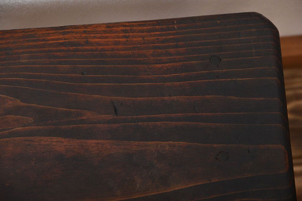 アンティーク家具　和製アンティーク　古い木の味わい深い角スツール