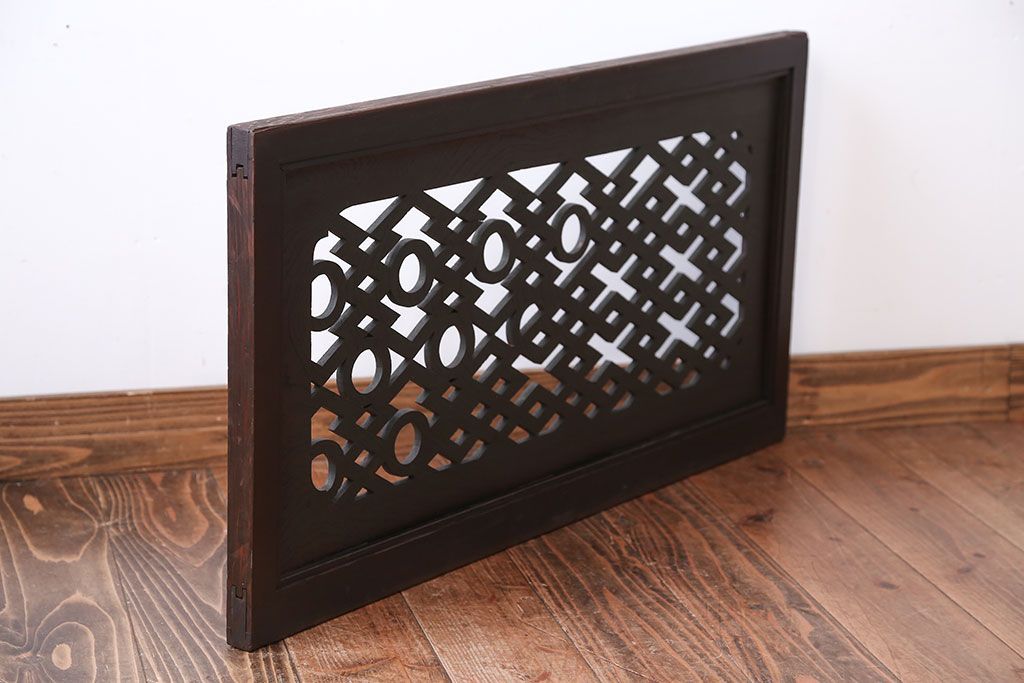 和モダンスタイル　お洒落なアンティーク明り取り