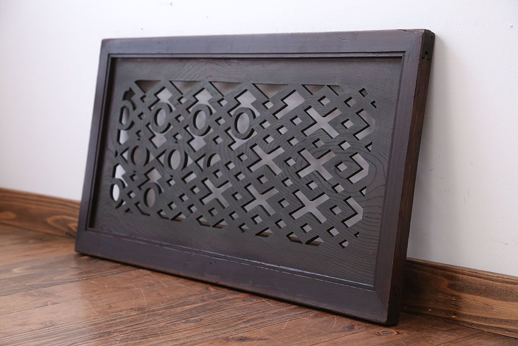 和モダンスタイル　お洒落なアンティーク明り取り