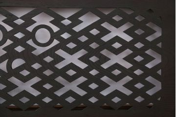 和モダンスタイル　お洒落なアンティーク明り取り