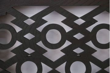 和モダンスタイル　お洒落なアンティーク明り取り